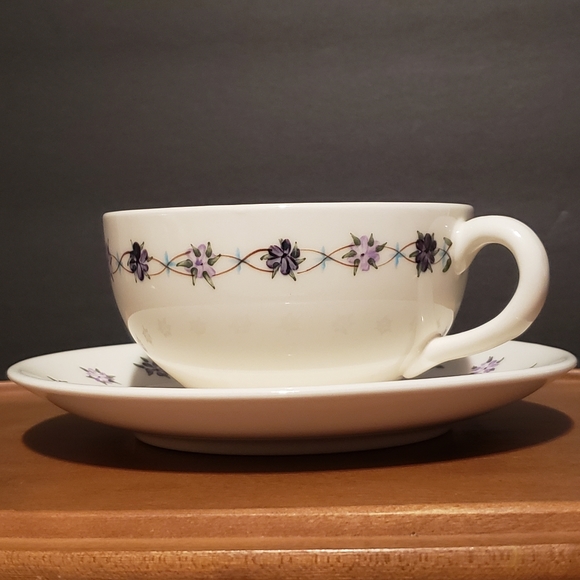 Vintage Enesco Mom Cup and Saucer Purple Flowers - Picture 10 of 10